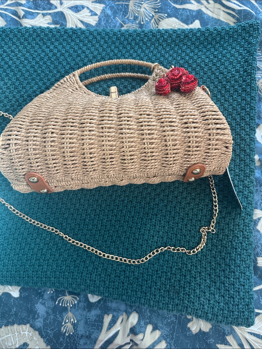 Tommy Bahama Woven Straw Satchel with Gold Chain and Red Beaded Charm - Picture 7 of 7